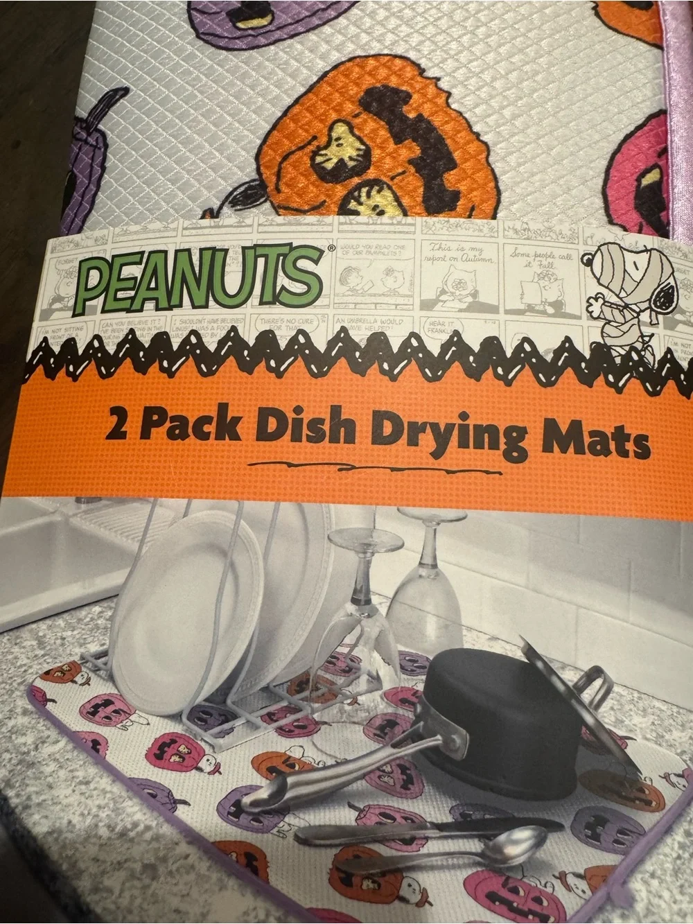 Peanuts festive themed